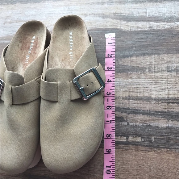Madden Girl Women's Cutie Pie buckle Platform Clogs size 9.5 See Pics For Flaws - Picture 14 of 15